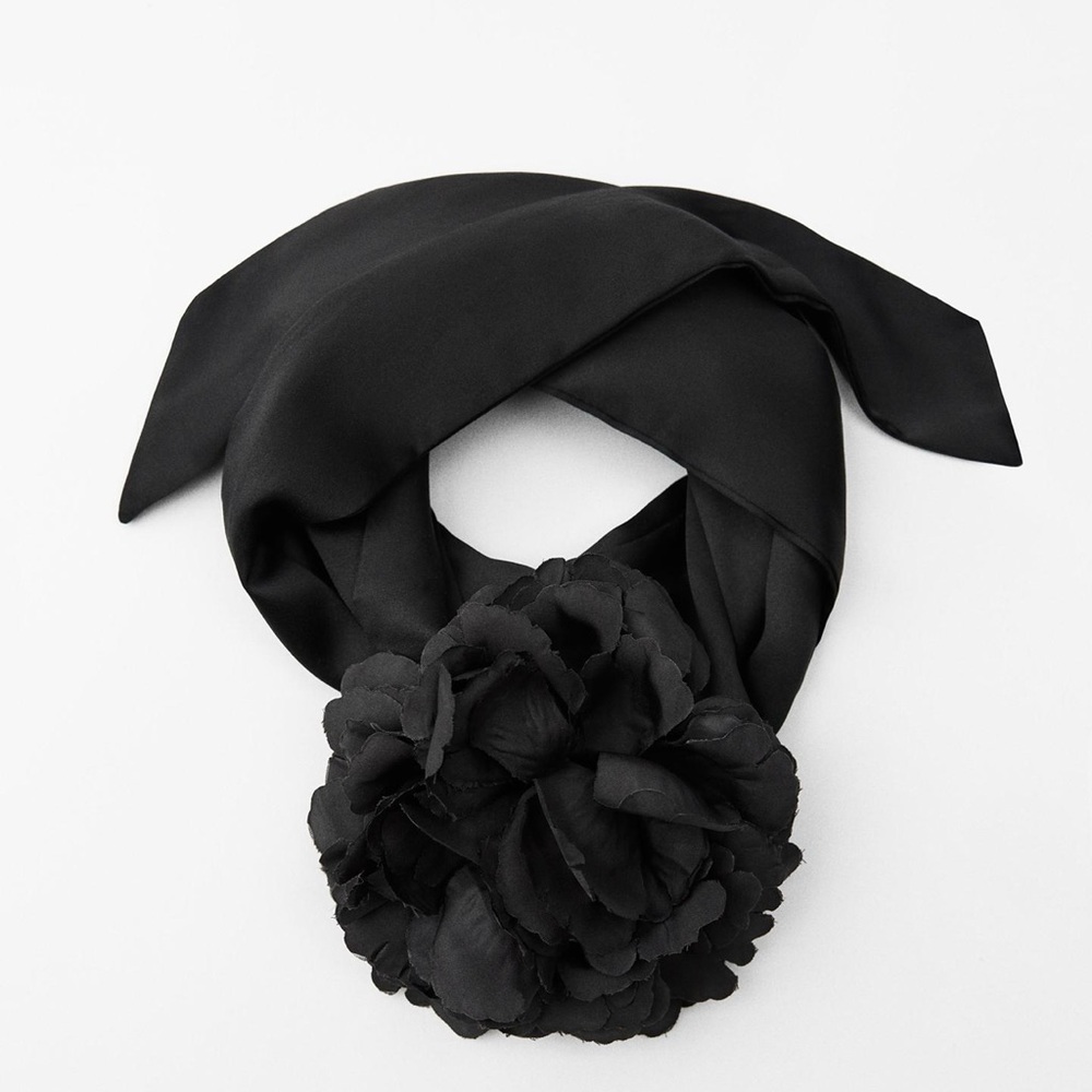 Floral scarf Zara